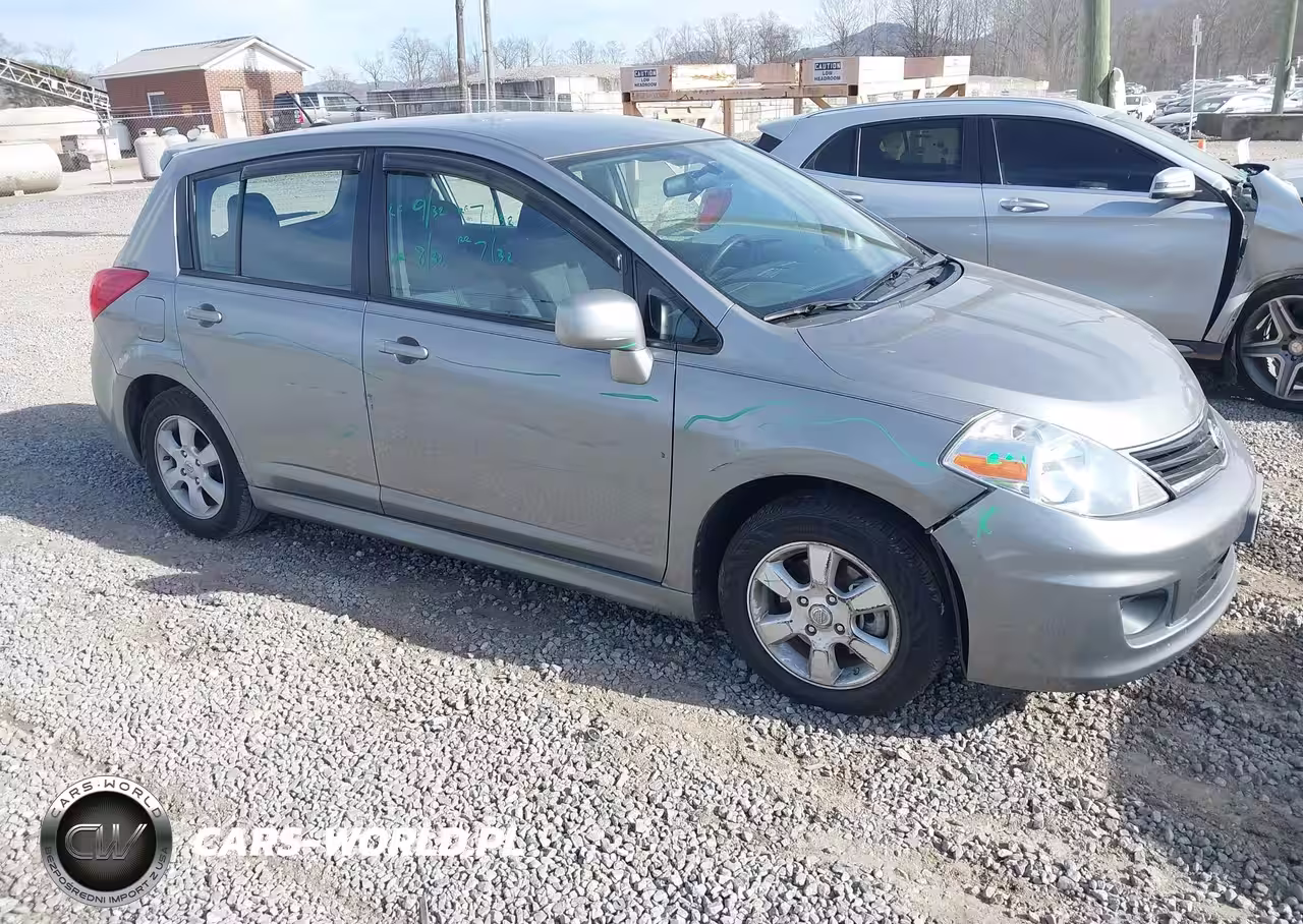 2011 Nissan Versa 1.8Sl
