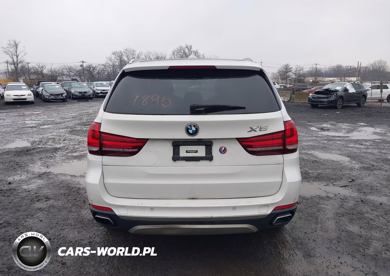 2018 BMW X5 xDrive35I VIN:5UXKR0C57J0X88510 - 16