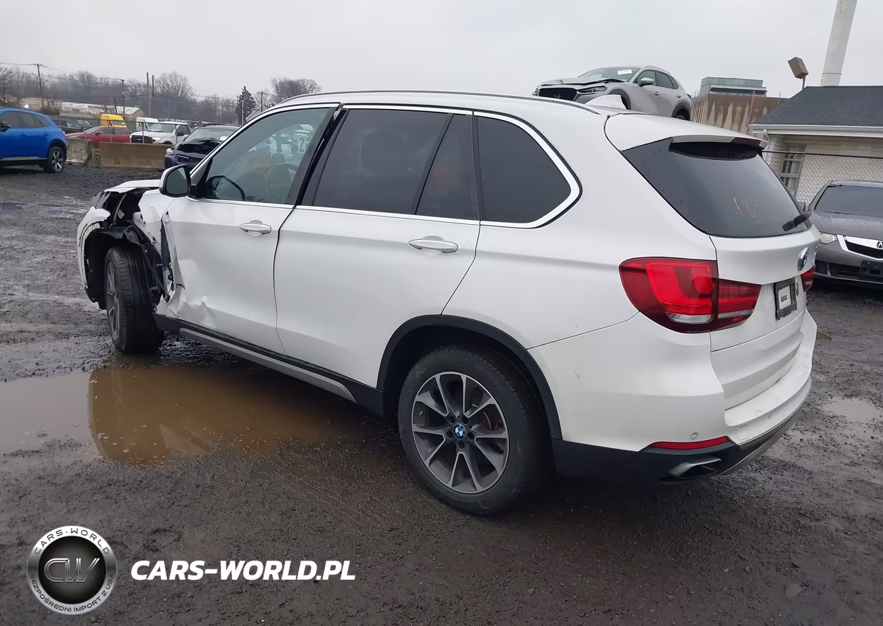 2018 BMW X5 xDrive35I VIN:5UXKR0C57J0X88510 - 3