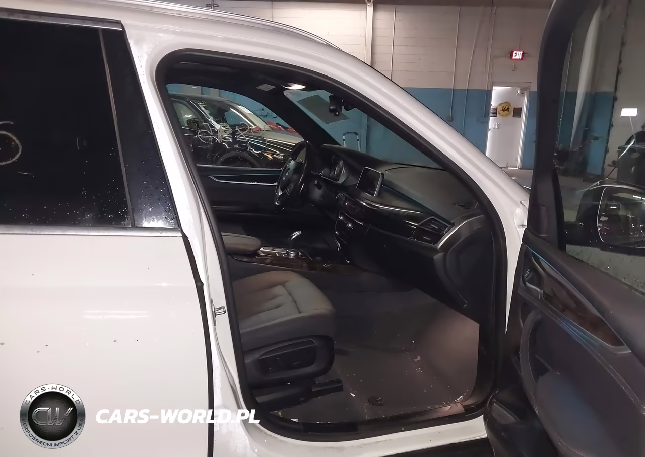 2018 BMW X5 xDrive35I VIN:5UXKR0C57J0X88510 - 5