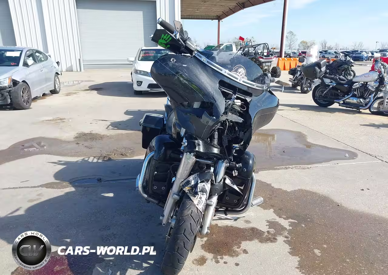 2015 Harley-Davidson Flhxs Street Glide Special VIN:1HD1KRM11FB672165 - 5
