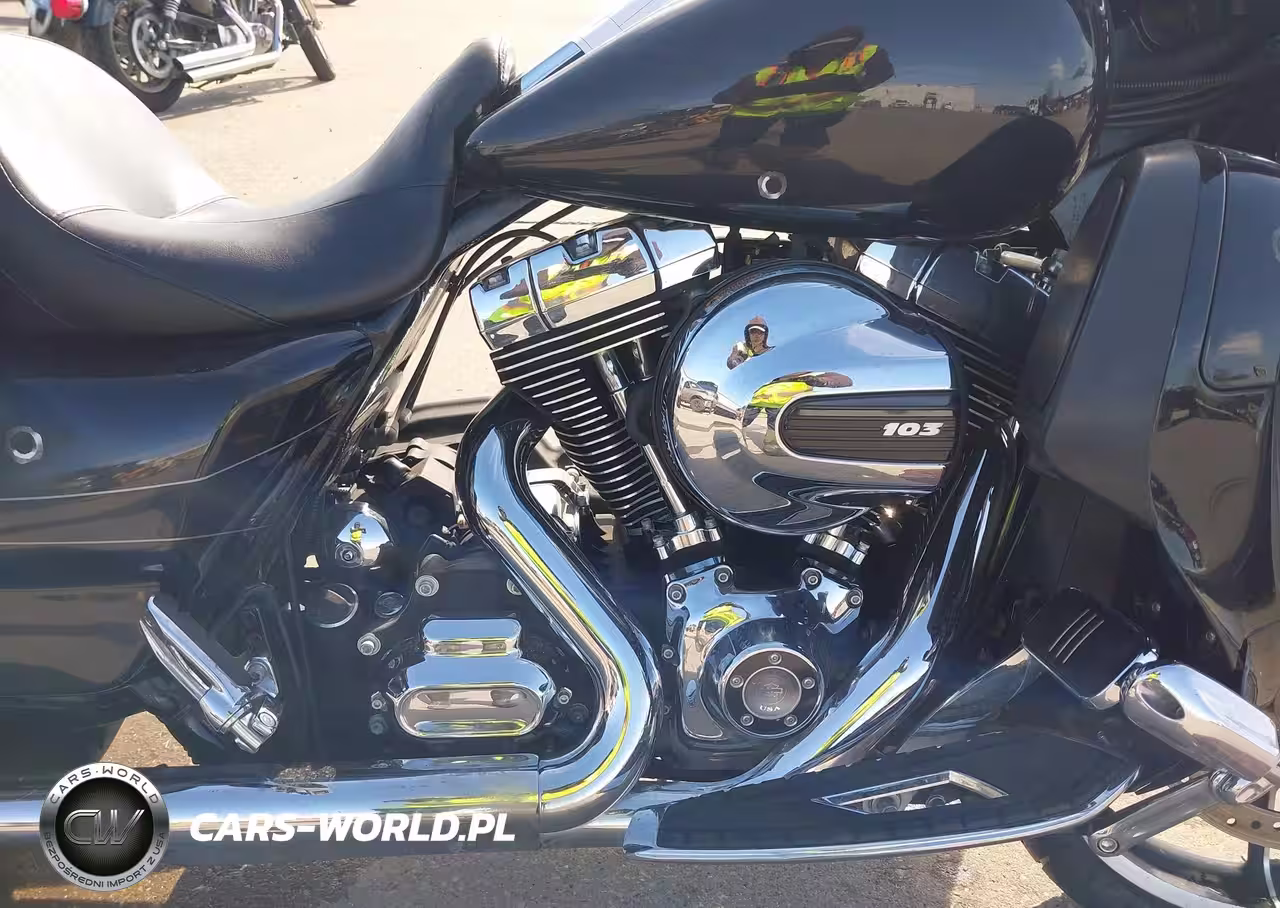 2015 Harley-Davidson Flhxs Street Glide Special VIN:1HD1KRM11FB672165 - 8