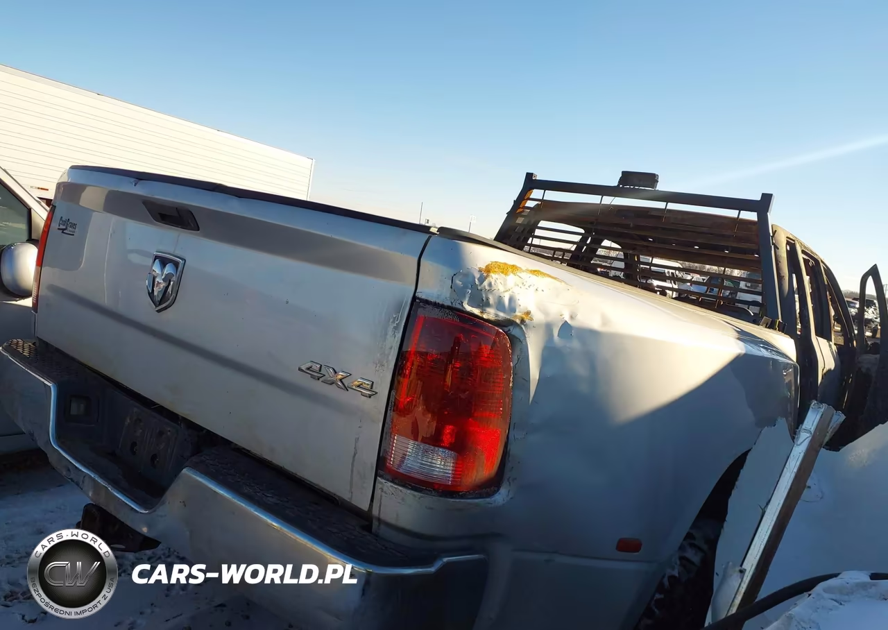 2016 Ram 3500 Tradesman VIN:3C63RRGL3GG180644 - 4
