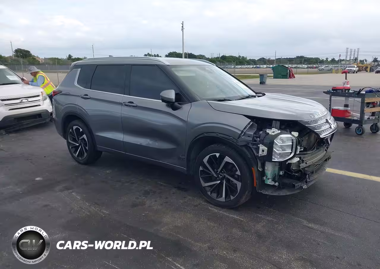 2022 Mitsubishi Outlander Sel 2.5 2Wd-Sel Special Edition 2Wd