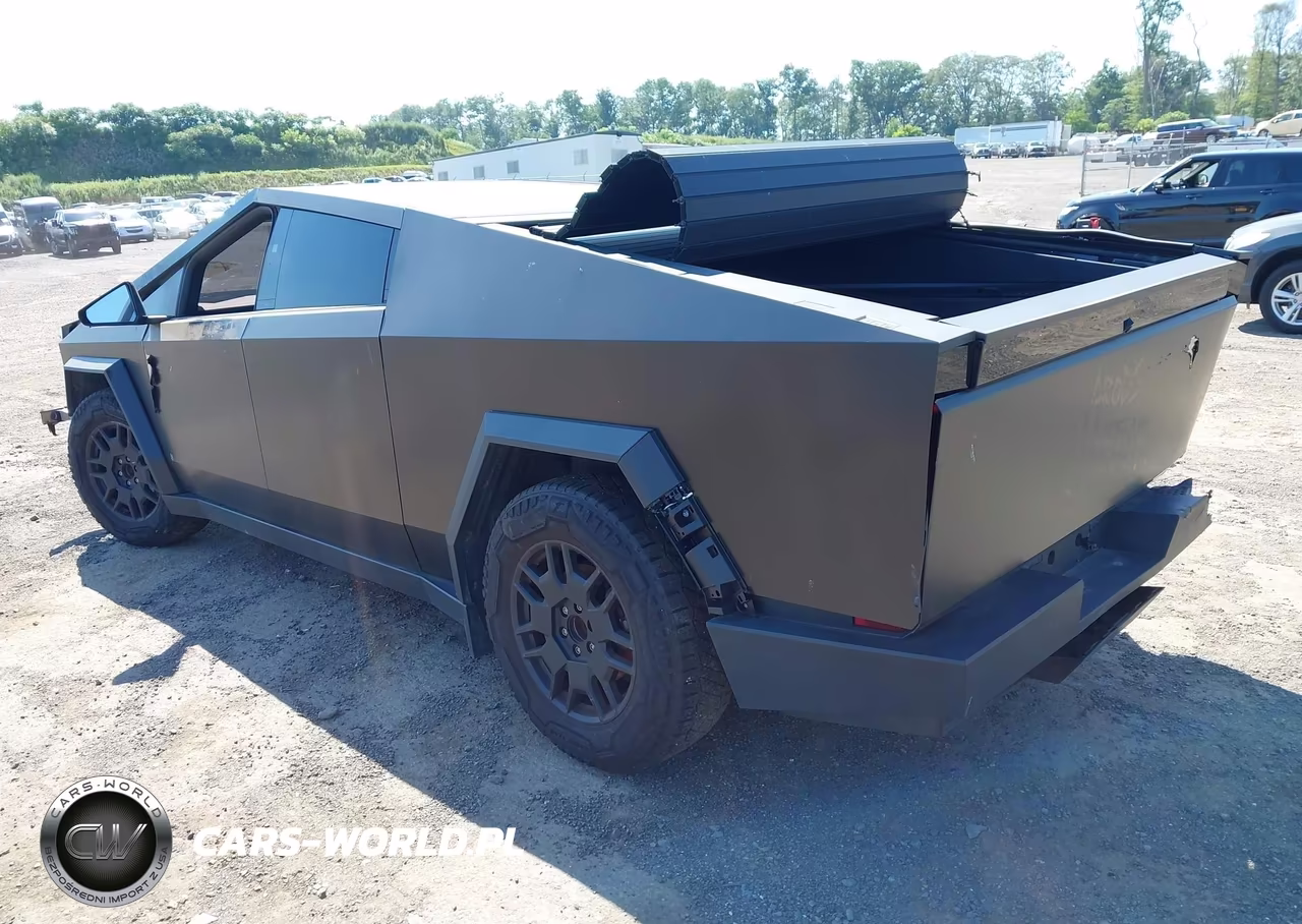 2024 Tesla Cybertruck All-Wheel Drive VIN:7G2CEHEDXRA027241 - 3