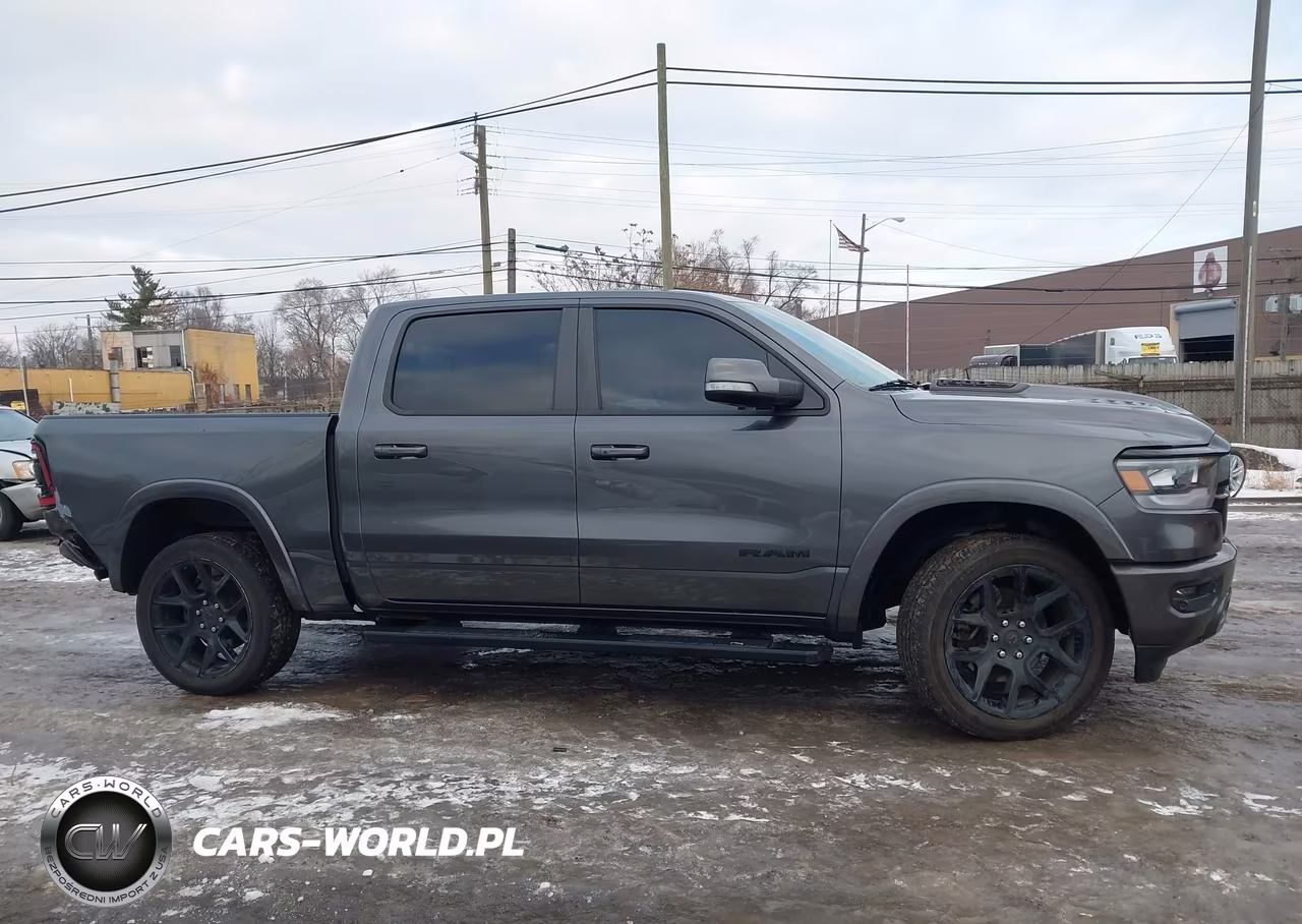 2020 Ram 1500 Laramie 4X4 5'7 Box VIN:1C6SRFJT6LN323820 - 13