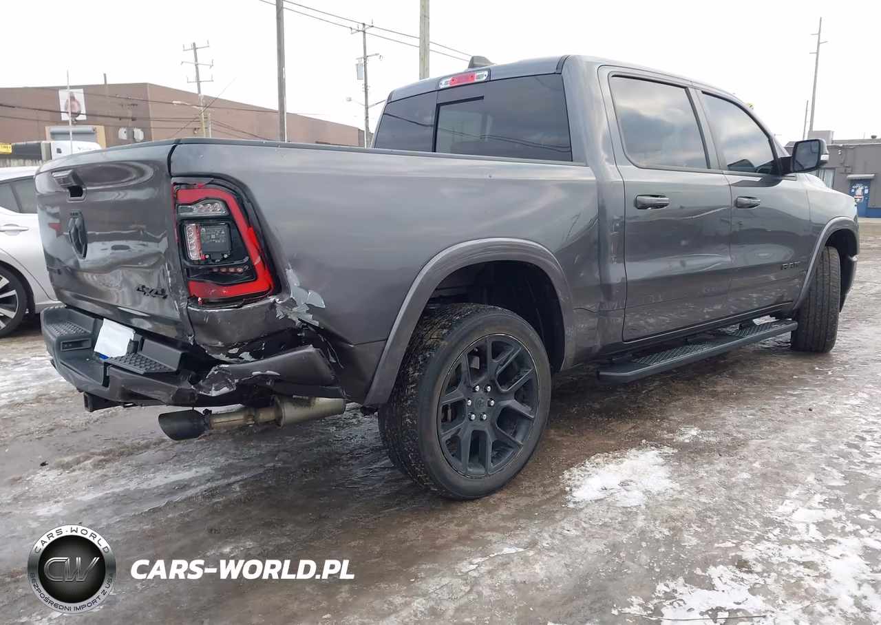 2020 Ram 1500 Laramie 4X4 5'7 Box VIN:1C6SRFJT6LN323820 - 4