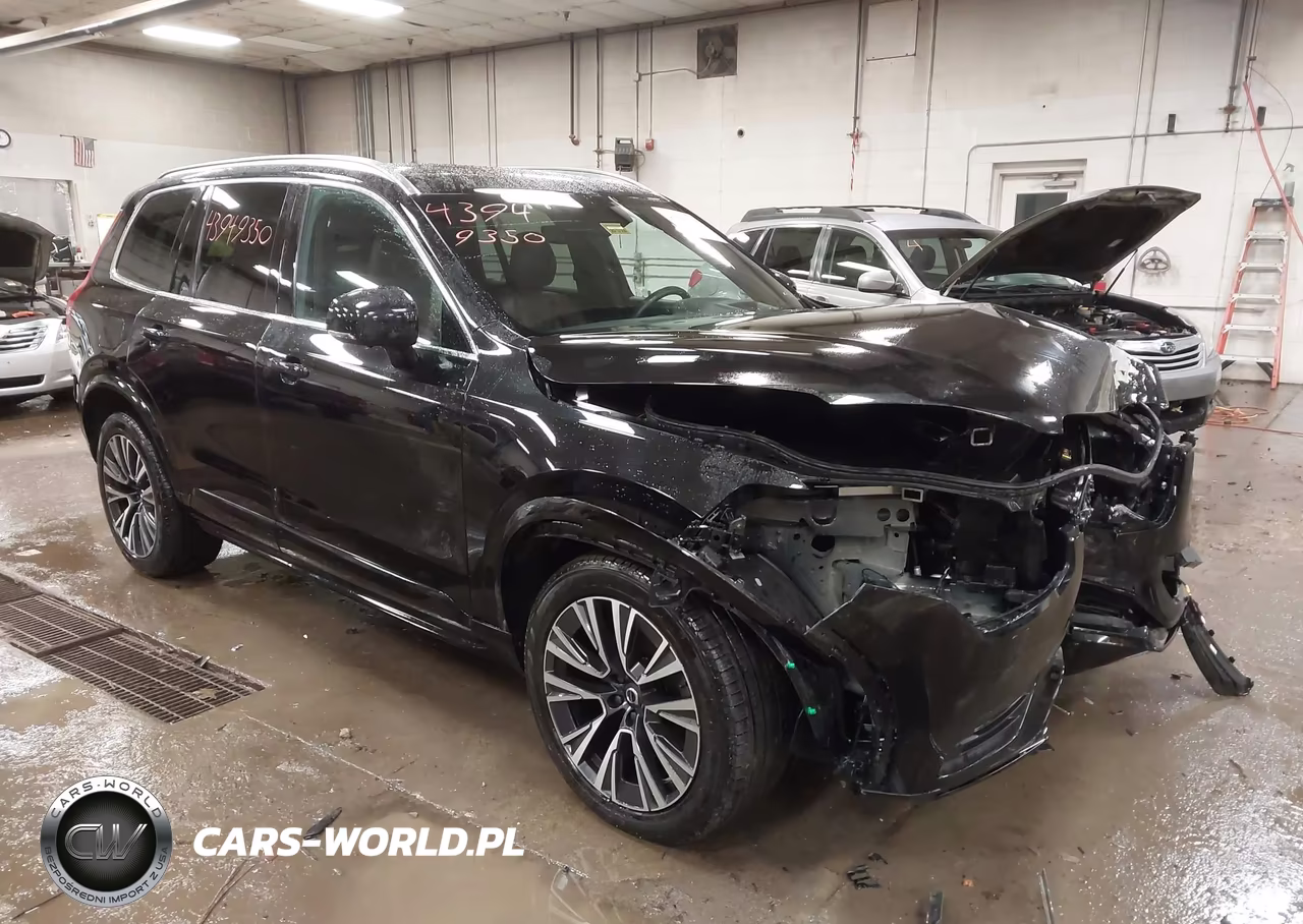 2022 Volvo Xc90 T6 Momentum 7 Passenger