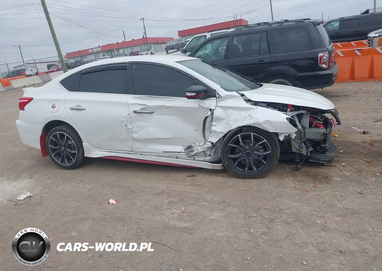2018 Nissan Sentra Nismo VIN:3N1CB7AP3JY238401 - 12