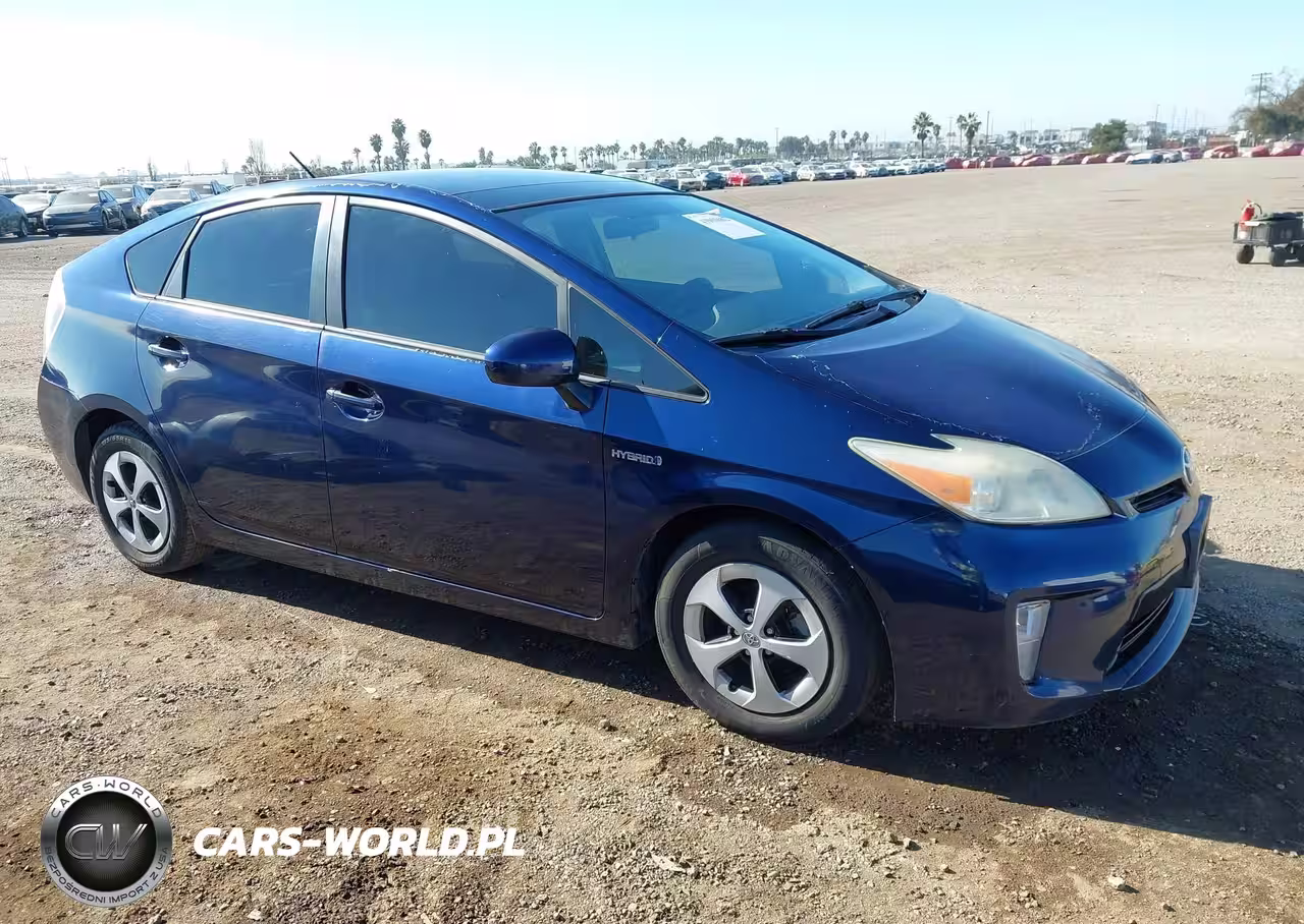2014 Toyota Prius Three