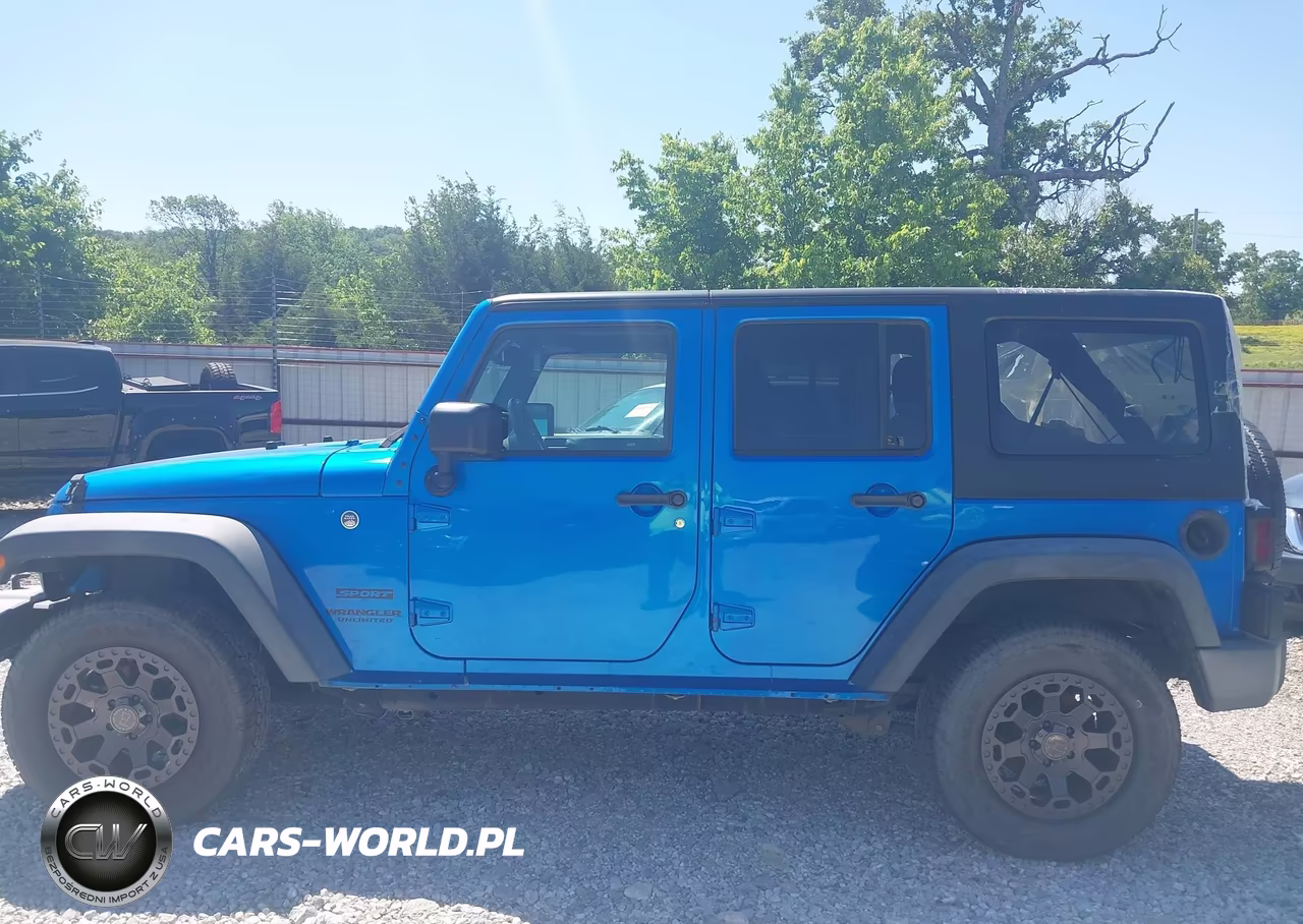 2016 Jeep Wrangler Unlimited Sport VIN:1C4BJWDG4GL307017 - 14