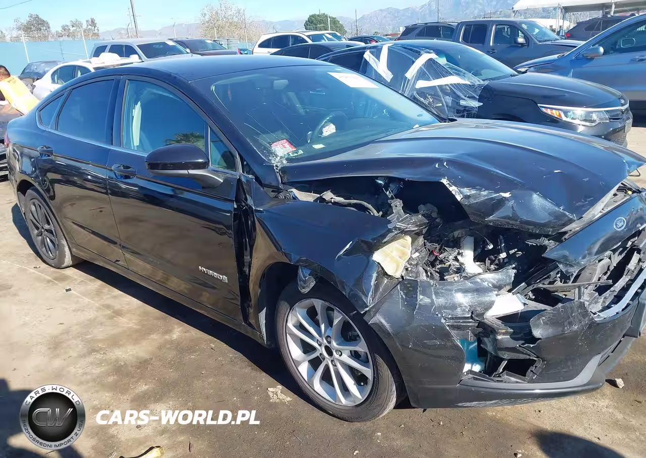 2019 Ford Fusion Hybrid Se