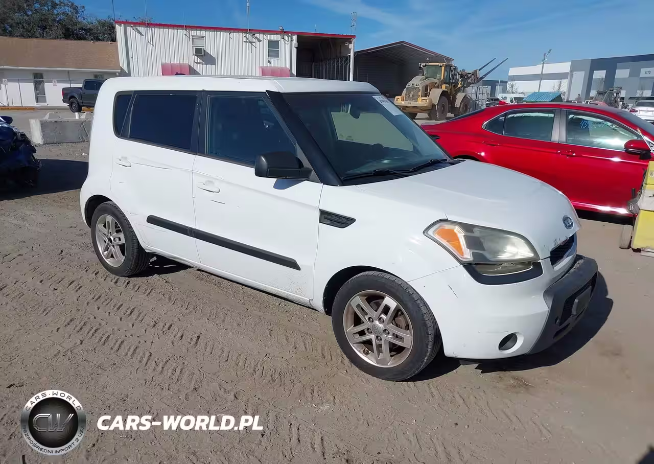 2011 Kia Soul +