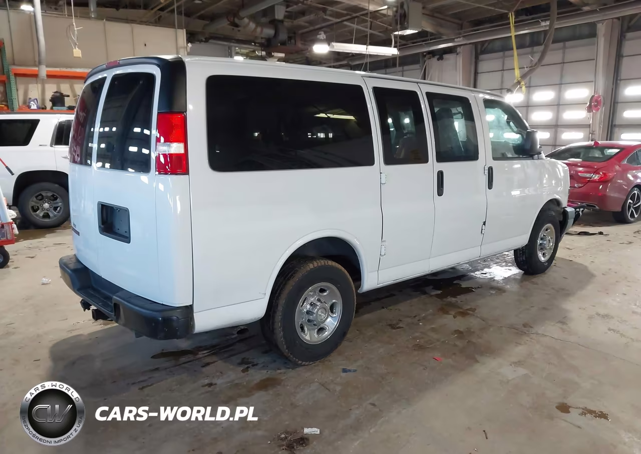 2019 Chevrolet Express 2500 Ls VIN:1GAWGEFG6K1336295 - 4