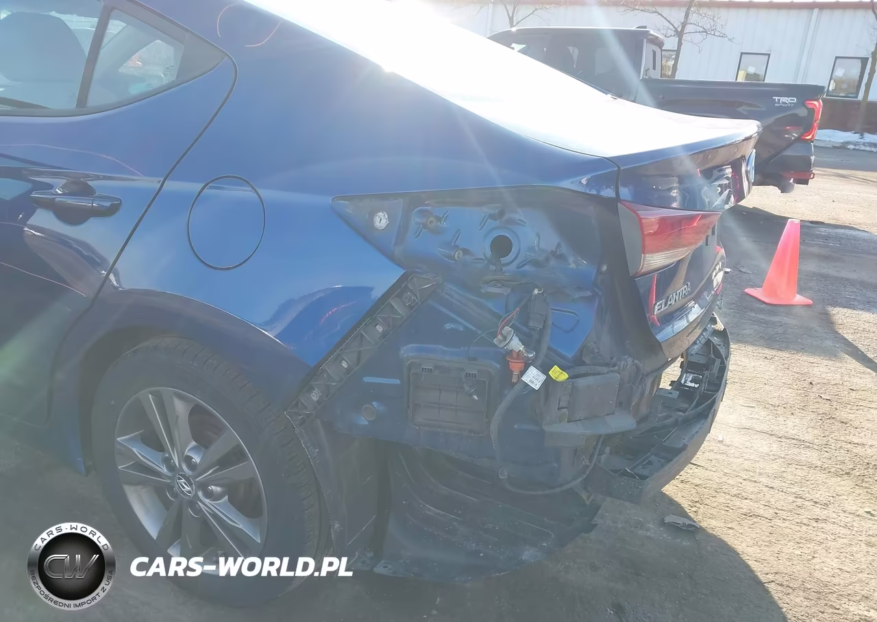 2017 Hyundai Elantra Se VIN:5NPD84LF6HH014856 - 6