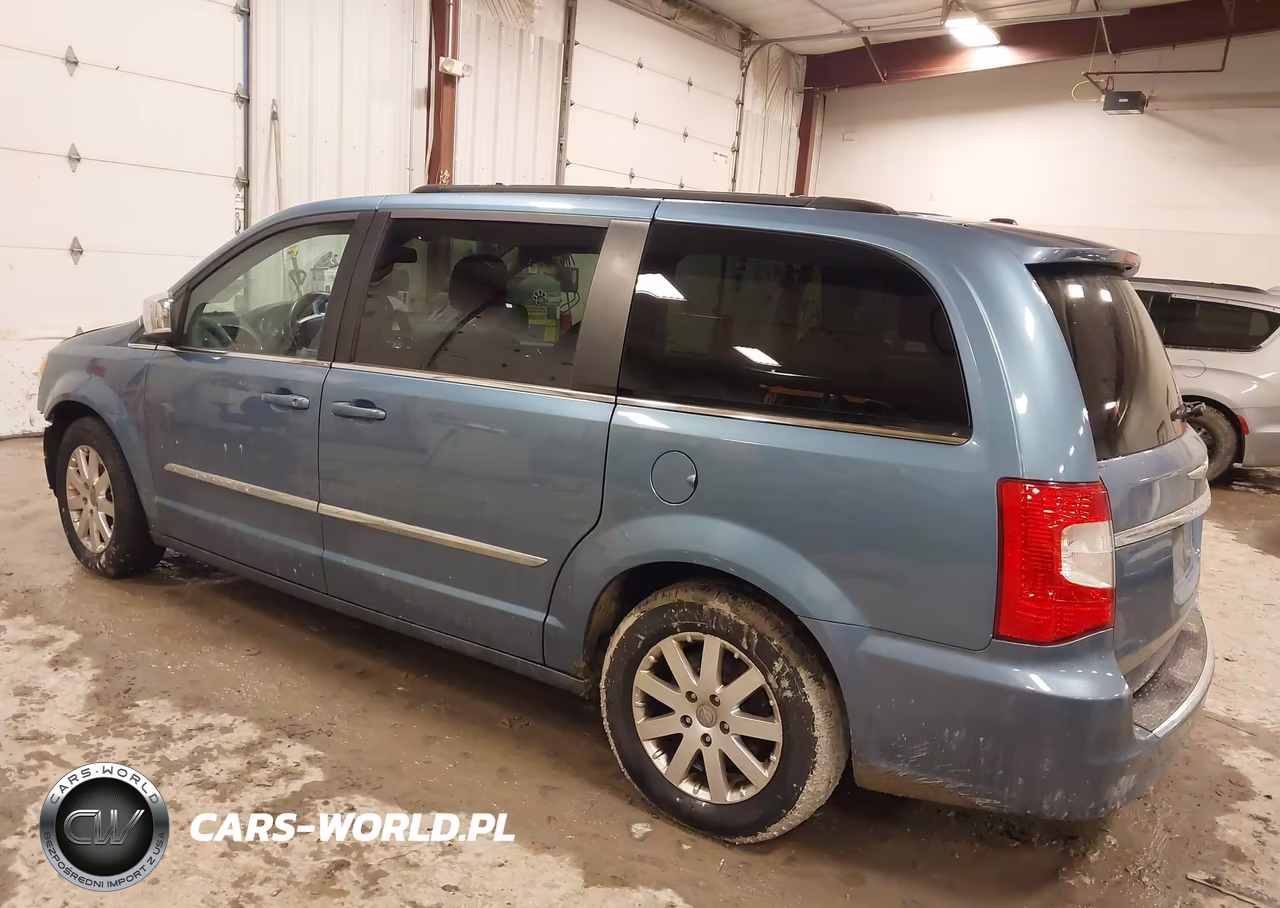 2012 Chrysler Town & Country Touring-L VIN:2C4RC1CGXCR181616 - 3