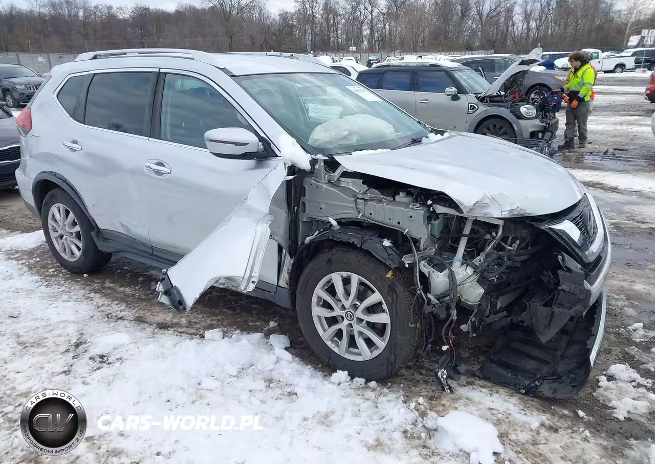 2018 Nissan Rogue Sv