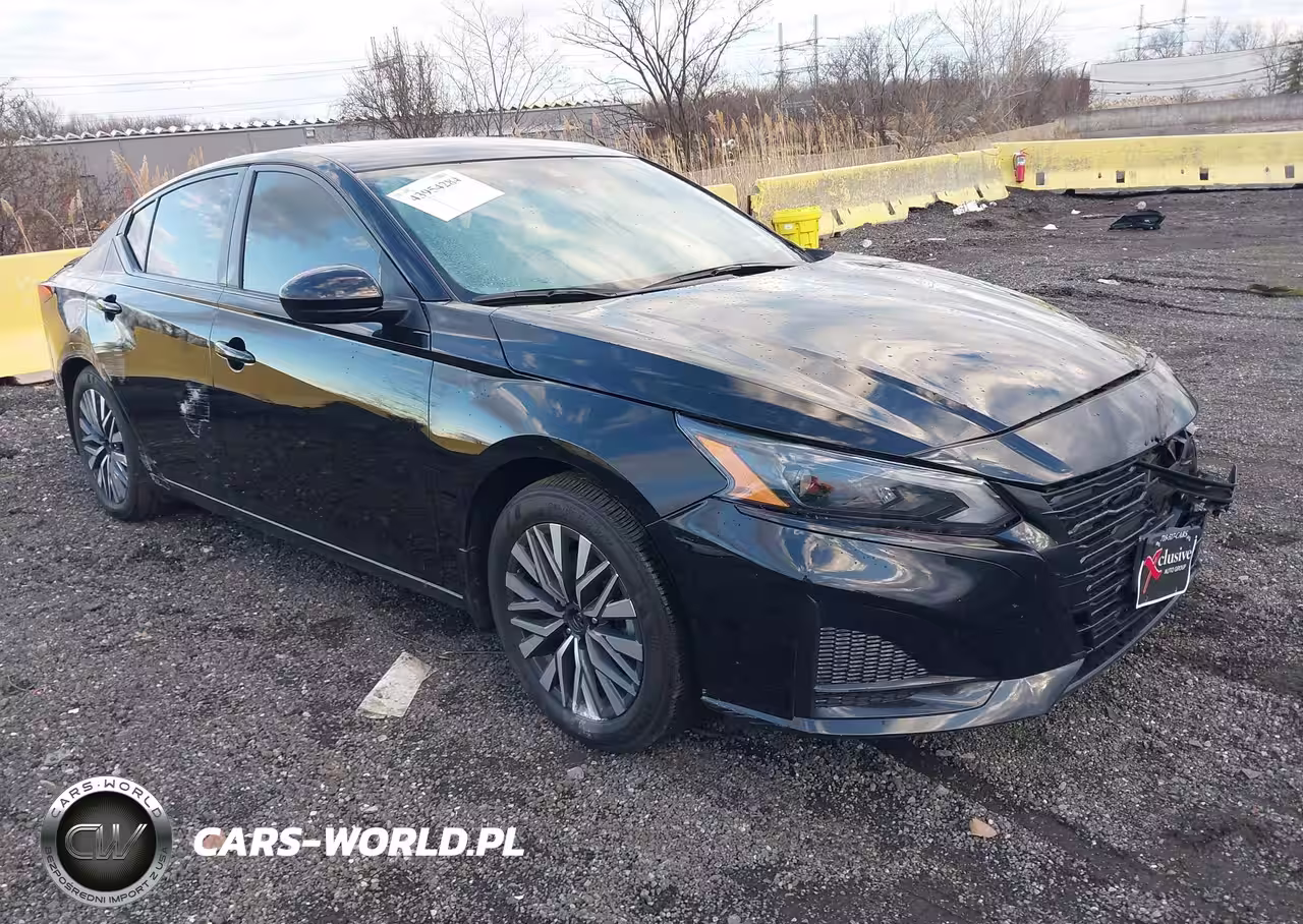 2024 Nissan Altima Sv Fwd