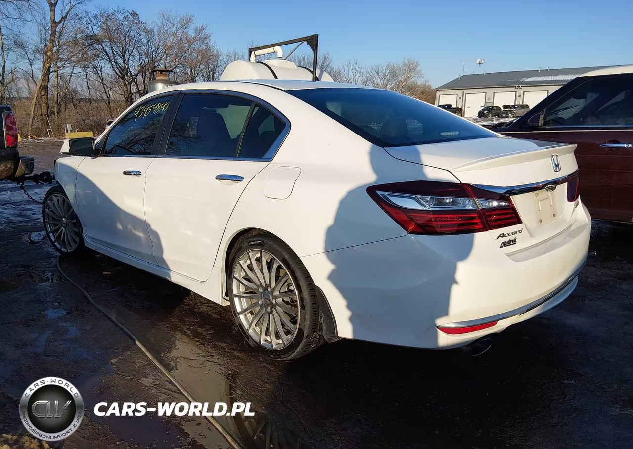 2016 Honda Accord Sport VIN:1HGCR2F51GA222442 - 3