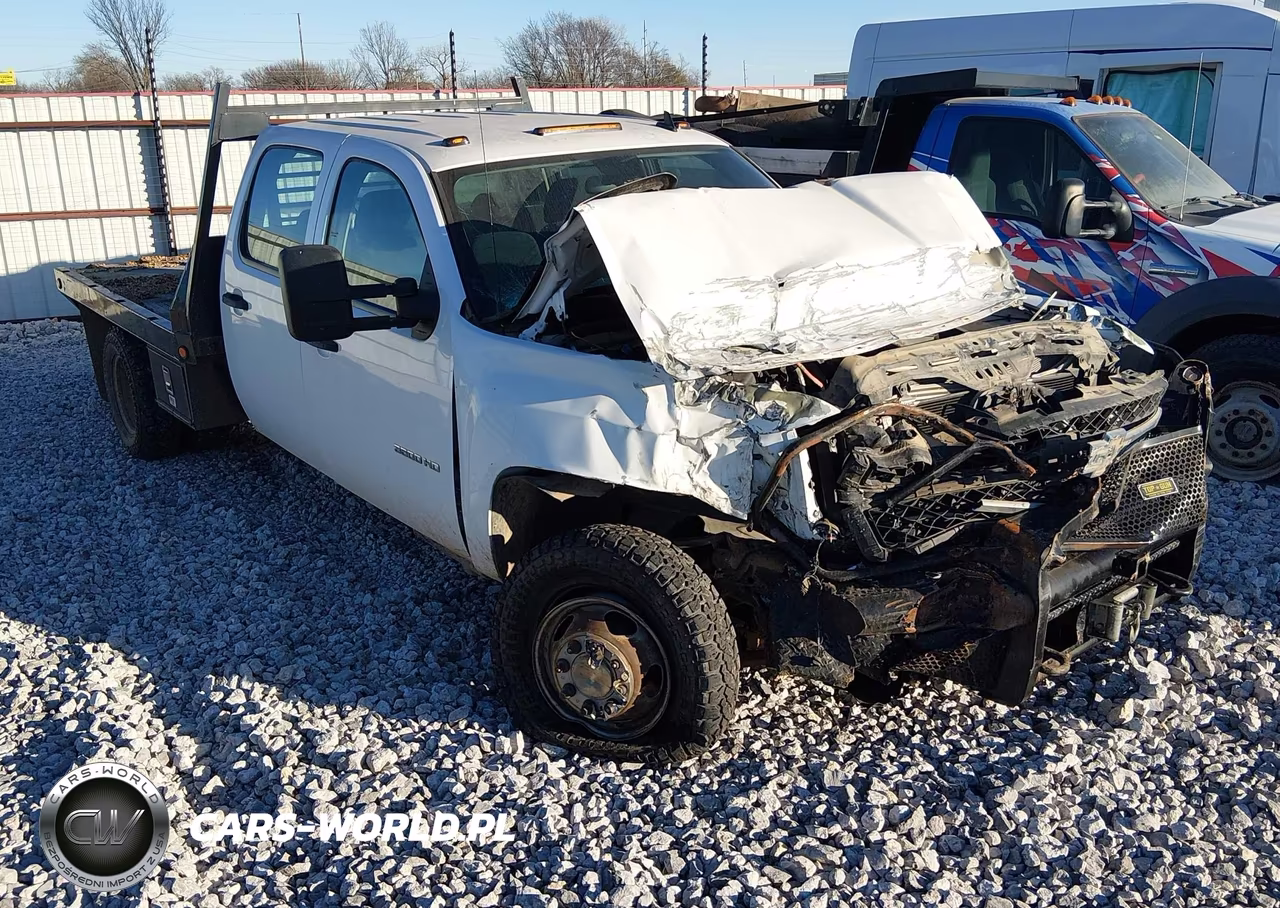 2011 Chevrolet Silverado 3500Hd Chassis Lt1 – zdjęcie 1 z 15