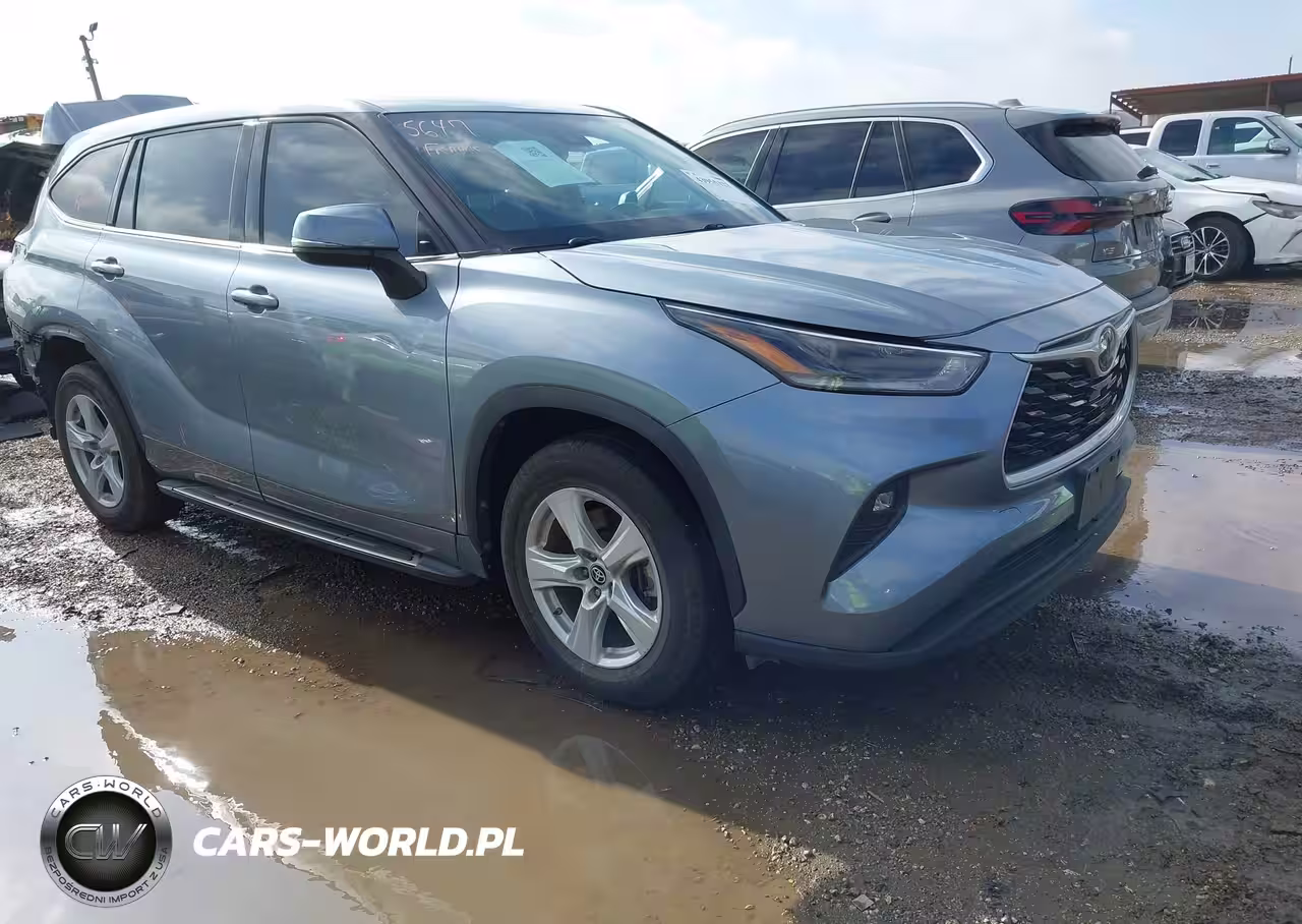 2021 Toyota Highlander Le