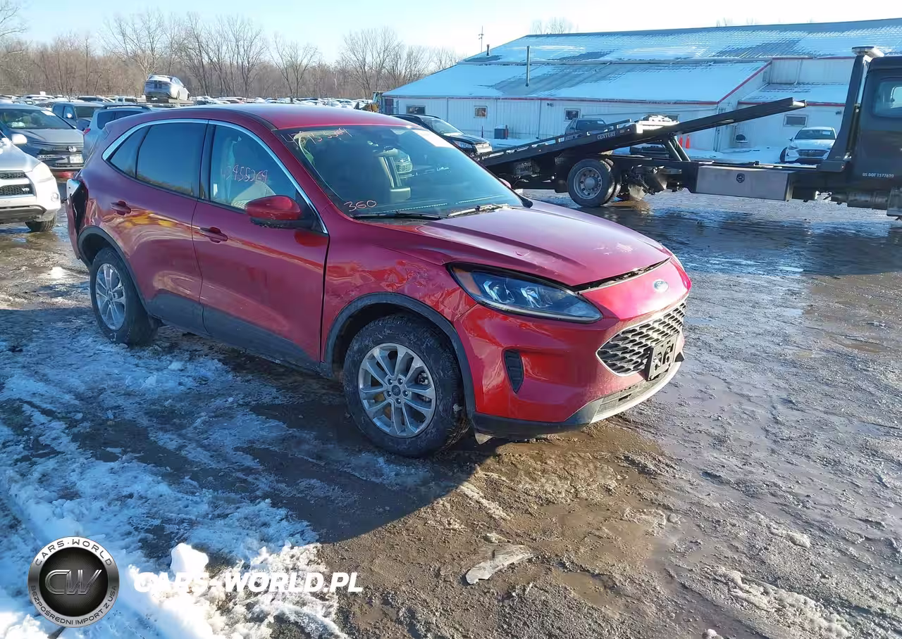 2020 Ford Escape Se