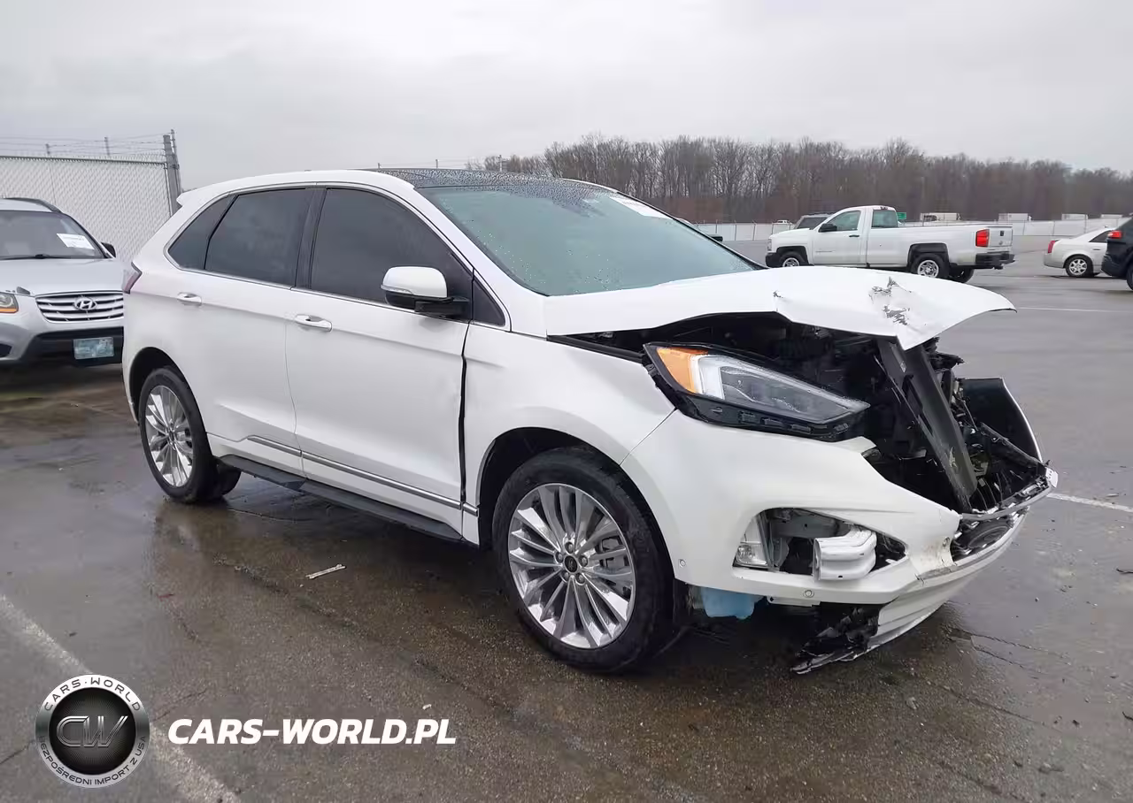 2024 Ford Edge Titanium