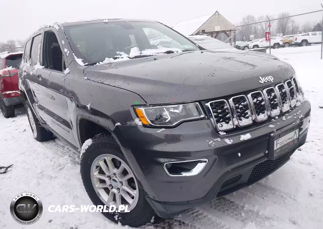 2019 Jeep Grand Cherokee Laredo E 4X4
