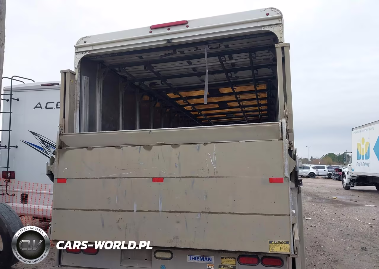 2017 Ford F-59 Commercial Stripped VIN:1F66F5KY5H0A06903 - 15