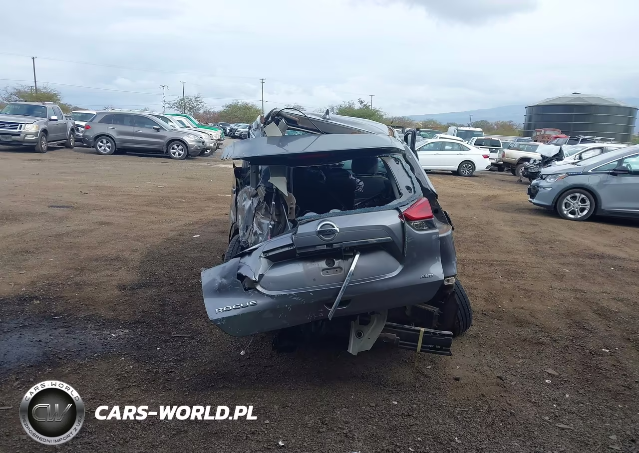 2018 Nissan Rogue S VIN:5N1AT2MV2JC757149 - 16