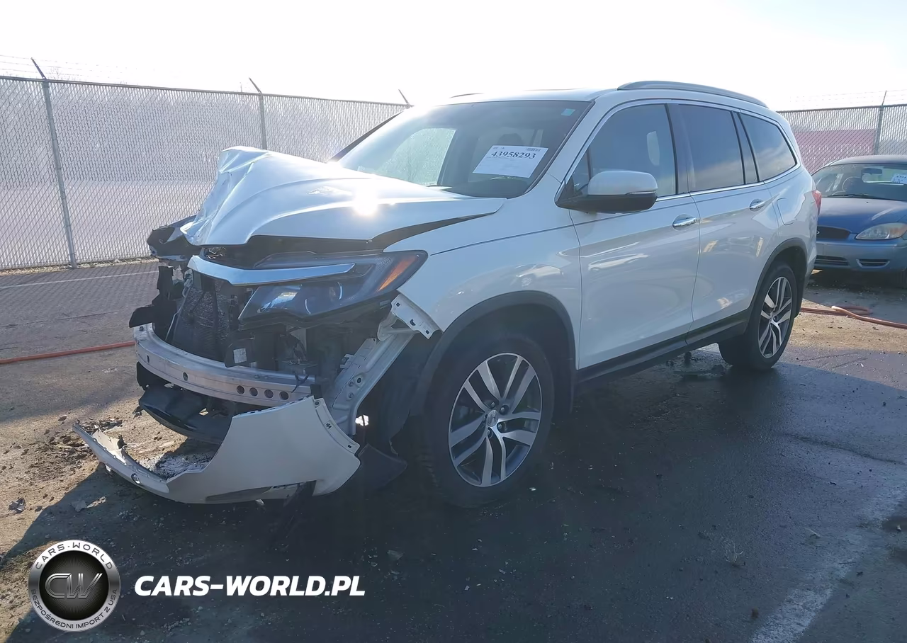 2016 Honda Pilot Touring VIN:5FNYF6H93GB077562 - 2