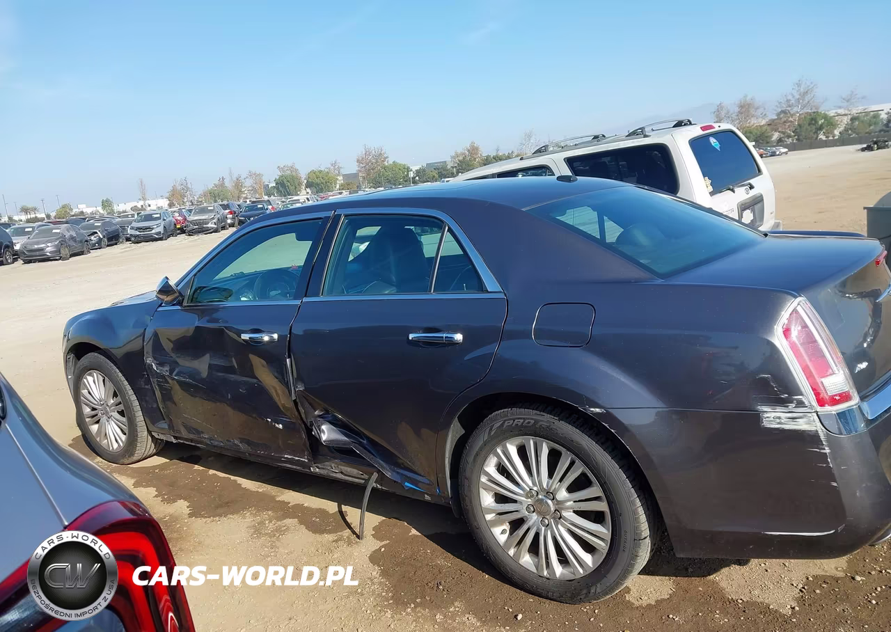2013 Chrysler 300C Awd VIN:2C3CCAKG7DH736198 - 14
