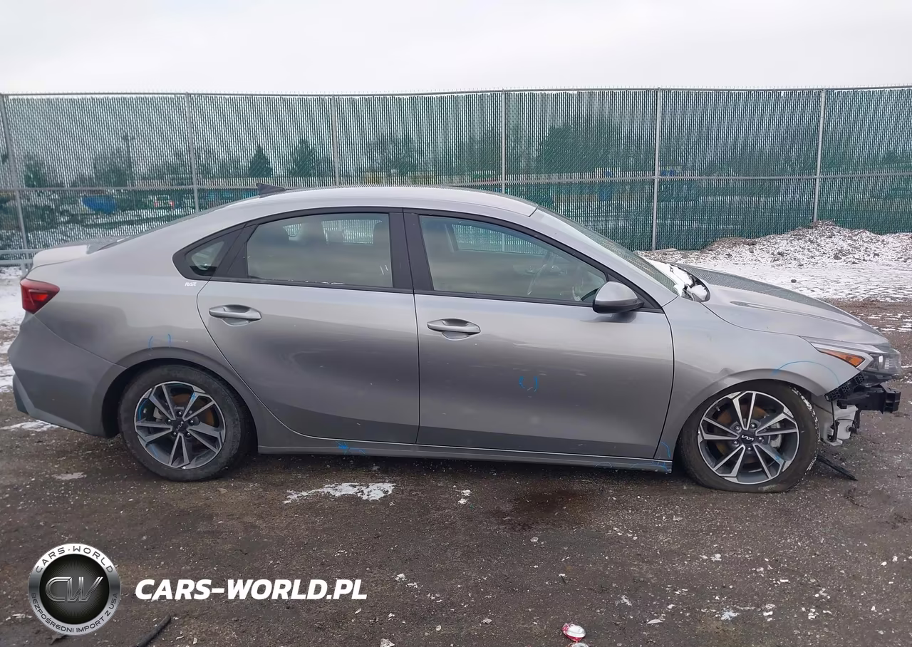 2024 Kia Forte Lxs VIN:3KPF24AD6RE749547 - 14