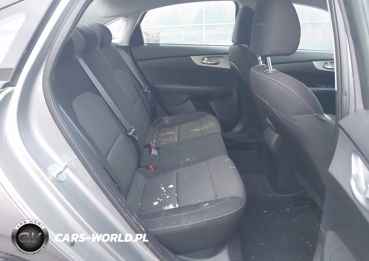 2024 Kia Forte Lxs VIN:3KPF24AD6RE749547 - 8