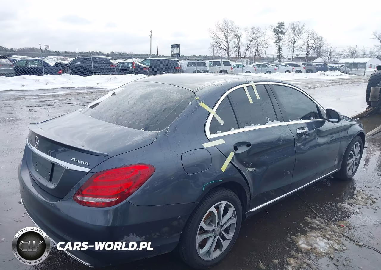 2016 Mercedes-Benz C 300 4Matic VIN:55SWF4KB4GU140092 - 17