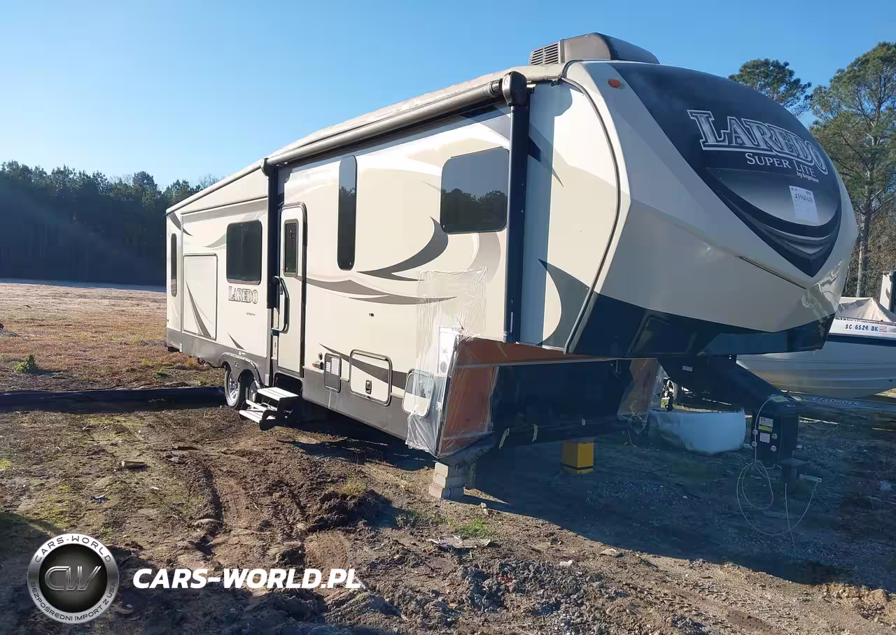 2017 Laredo Super Lite