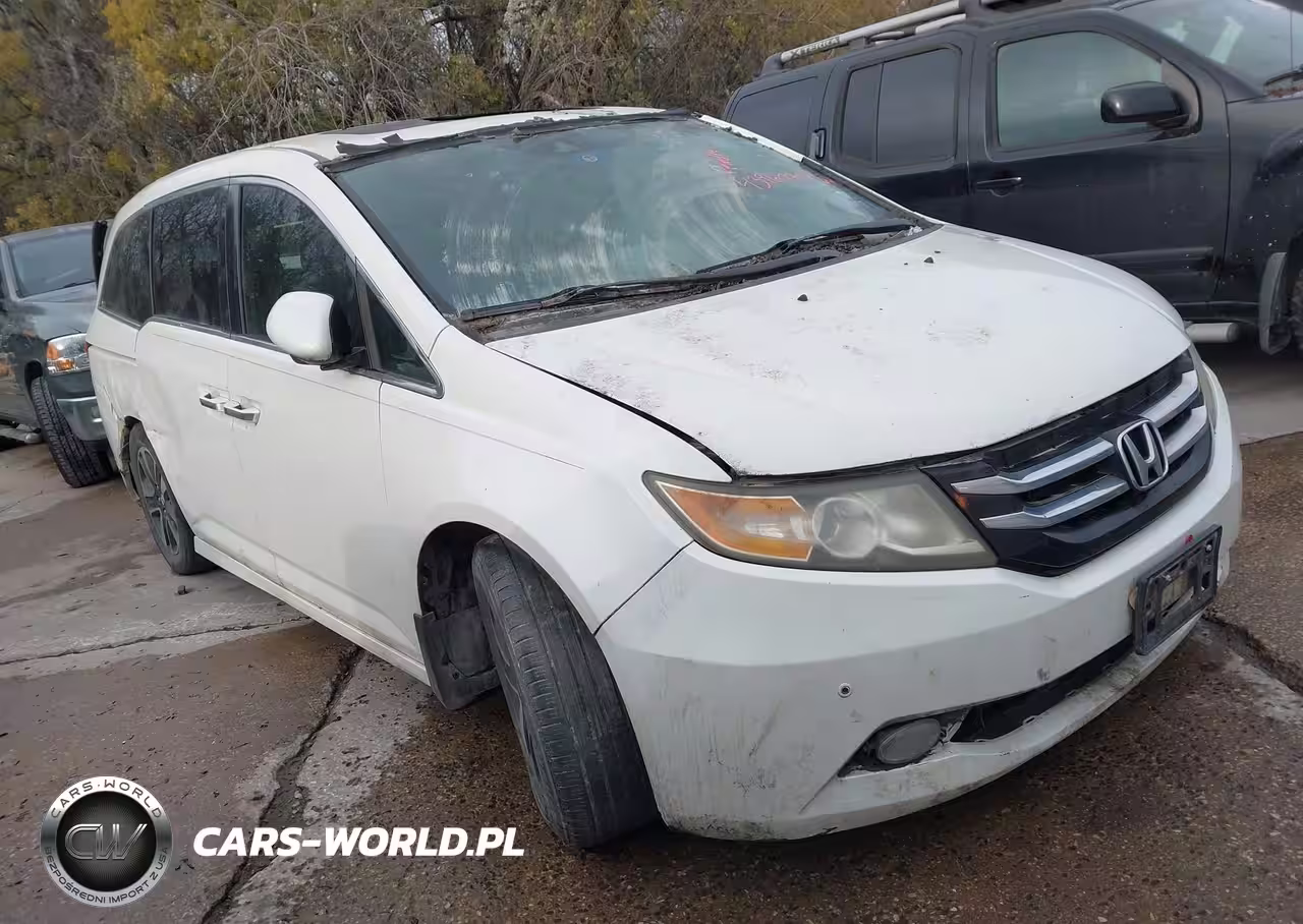 2014 Honda Odyssey Touring-Touring Elite