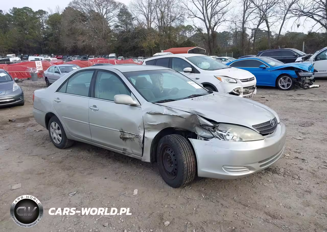 2004 Toyota Camry Le