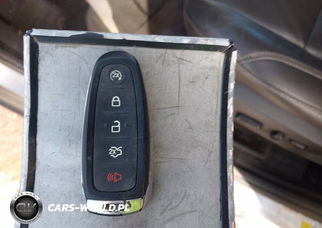 2016 Ford C-Max Energi Sel VIN:1FADP5CU2GL106022 - 11