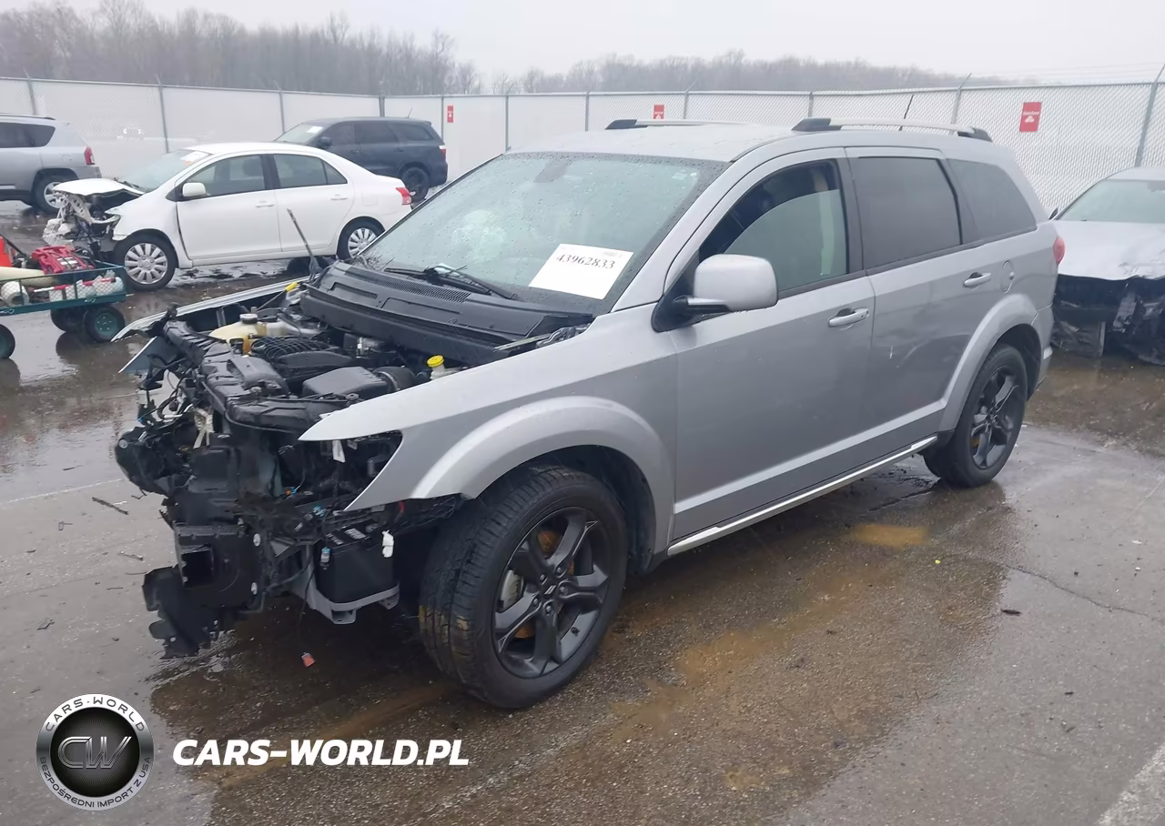 2018 Dodge Journey Crossroad VIN:3C4PDCGG4JT475744 - 2