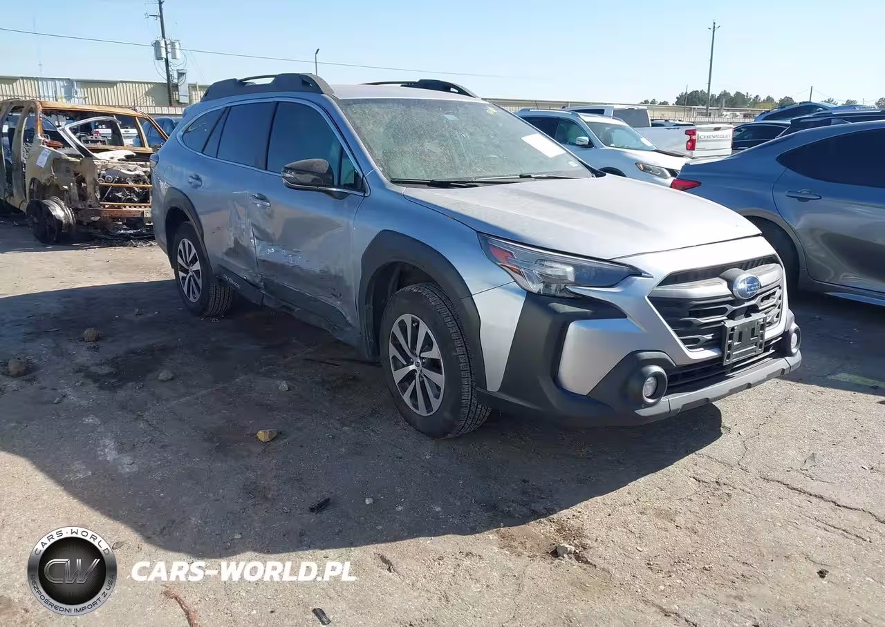 2025 Subaru Outback Premium