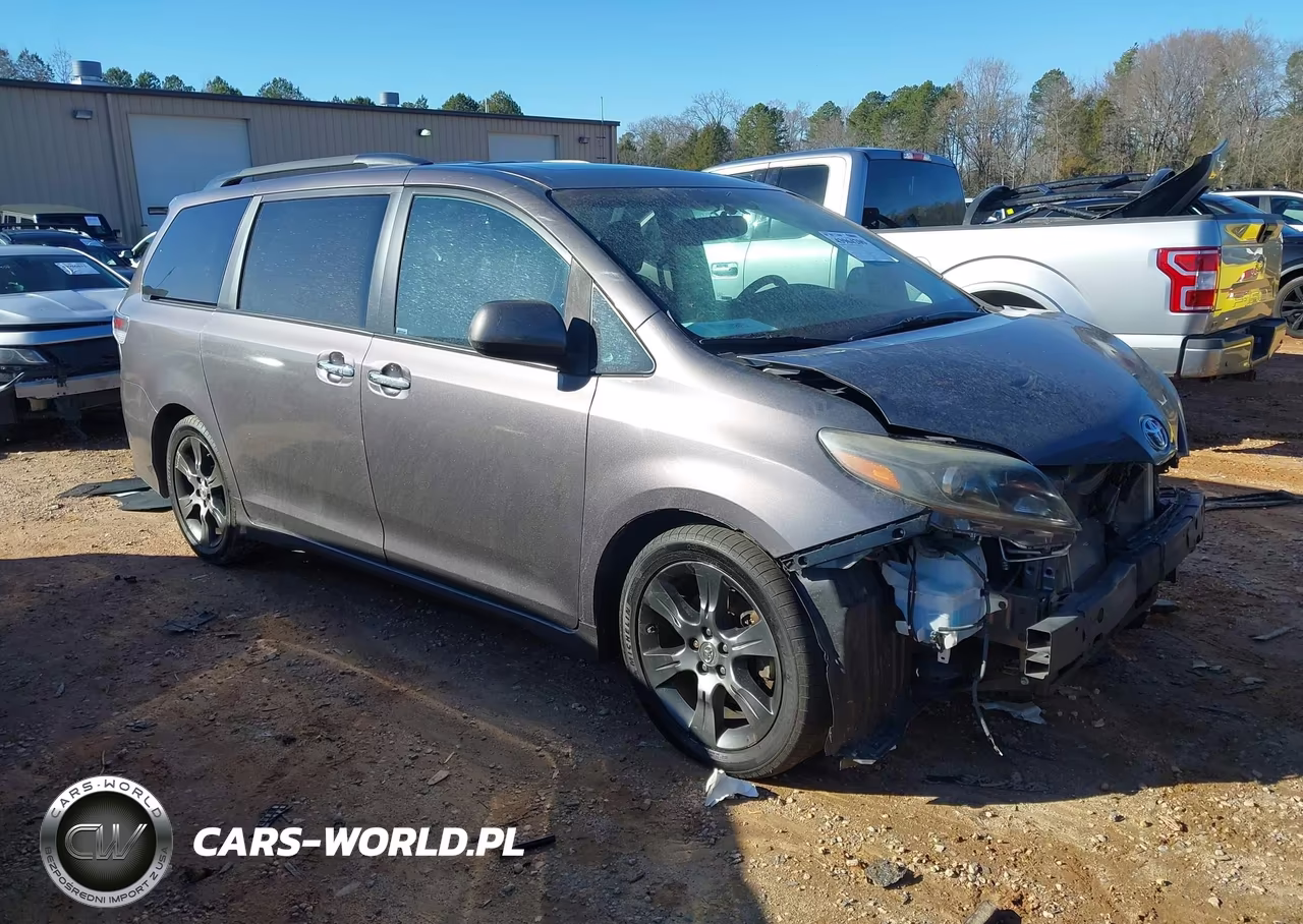 2016 Toyota Sienna Se 8 Passenger – zdjęcie 1 z 16