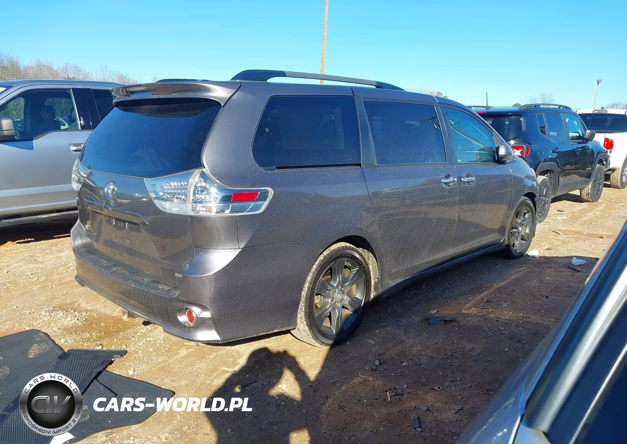 2016 Toyota Sienna Se 8 Passenger VIN:5TDXK3DC0GS721263 - 4