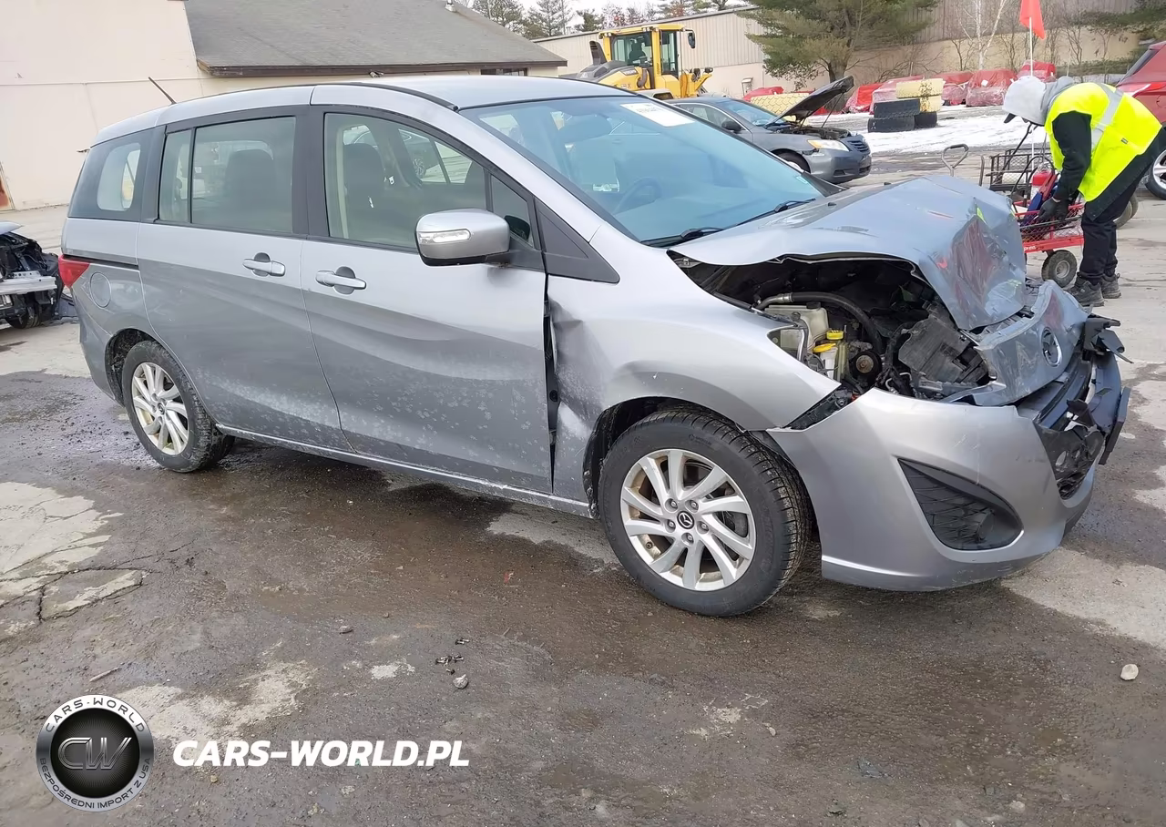 2015 Mazda Mazda5 Sport