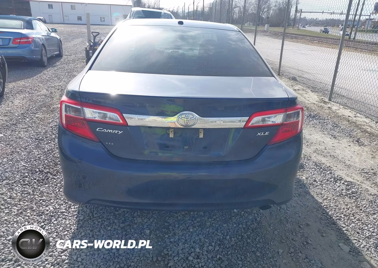 2014 Toyota Camry Xle VIN:4T1BF1FK6EU870398 - 16