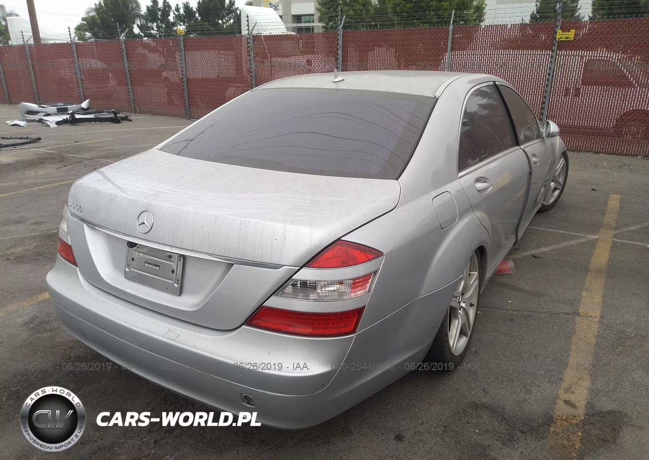2007 Mercedes-Benz S 550 VIN:WDDNG71X77A098590 - 4