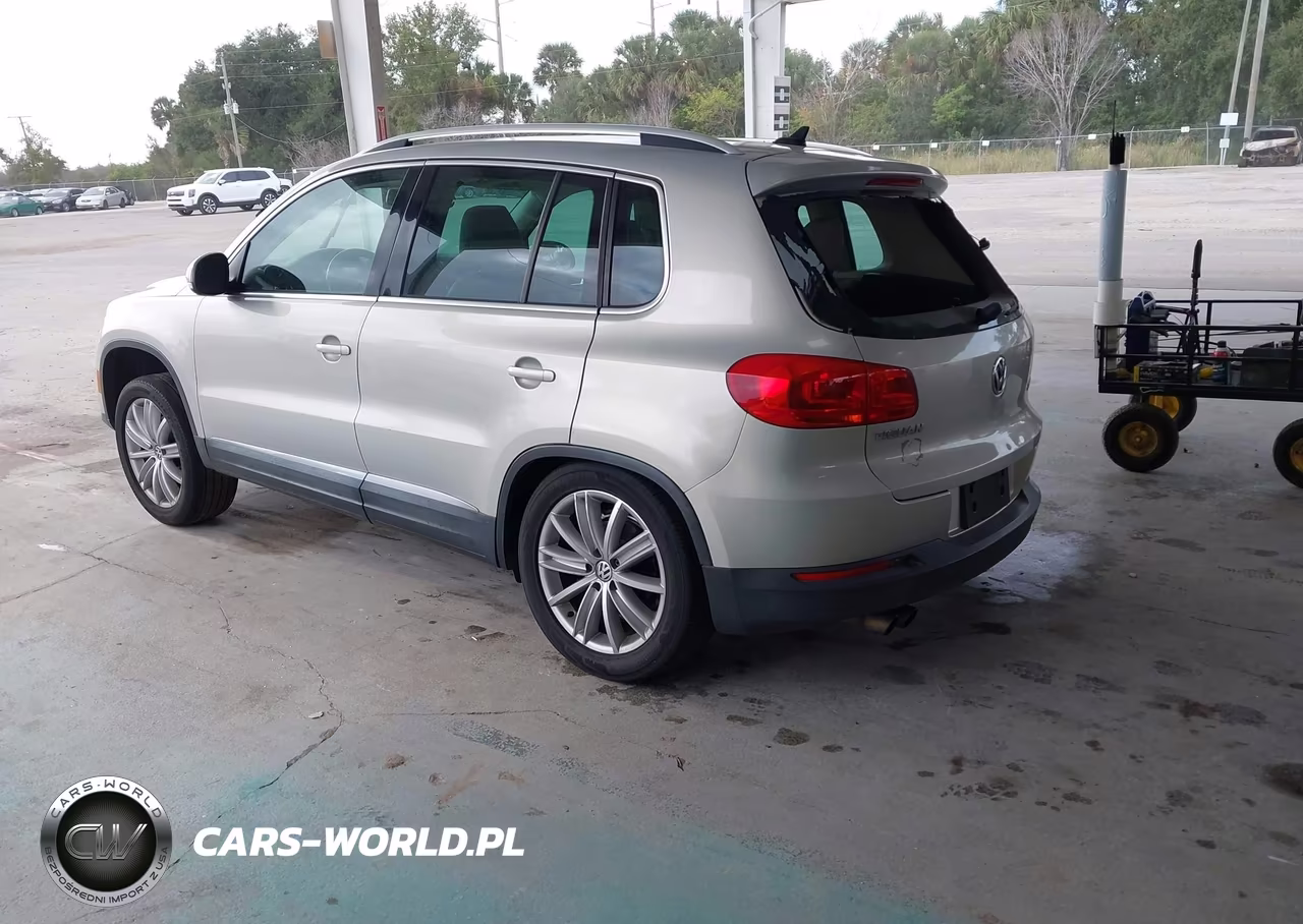 2012 Volkswagen Tiguan Se VIN:WVGAV7AX8CW570531 - 3