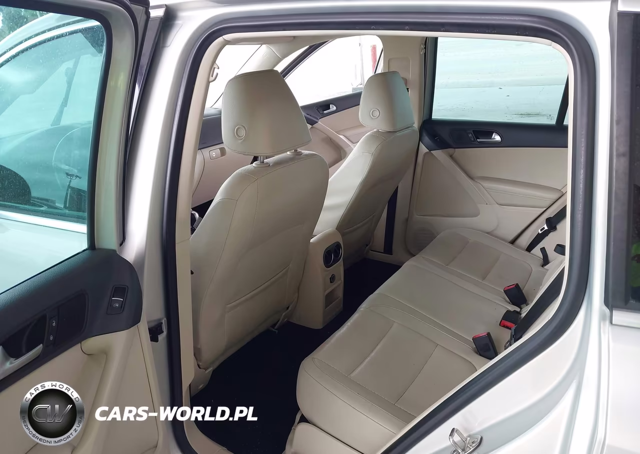 2012 Volkswagen Tiguan Se VIN:WVGAV7AX8CW570531 - 8