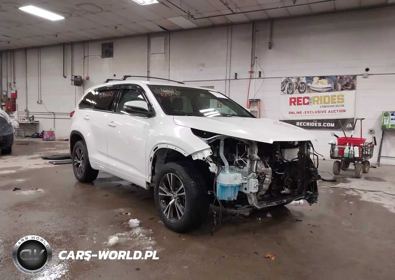 2017 Toyota Highlander Le Plus