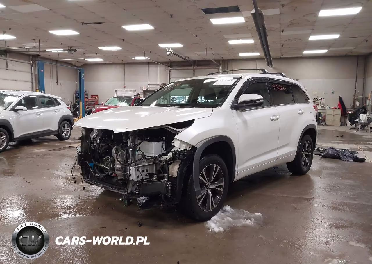 2017 Toyota Highlander Le Plus VIN:5TDZZRFH5HS218099 - 2